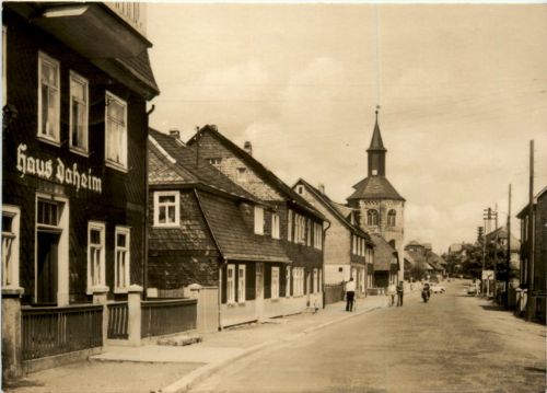 Neustadt-Rennsteig, Rennsteigstrasse