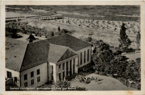 Seebad Heringsdorf, Kulturhaus mit Sicht zum Strand