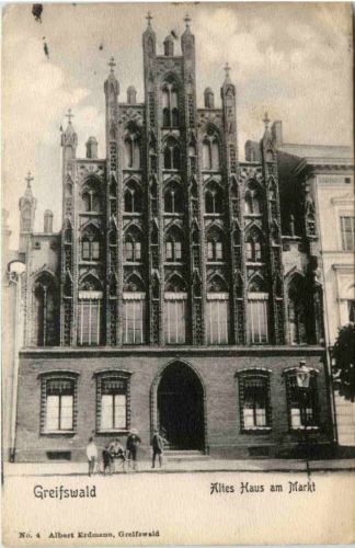 Greifswald, Altes Haus am Markt
