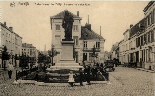 Kortrijk - Gedenkteeken Jan Palfijn