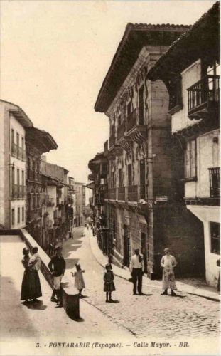 Fuenterrabia - Calle Mayor
