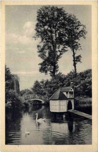 Luckenwalde, Schwanenhaus im Elsthal