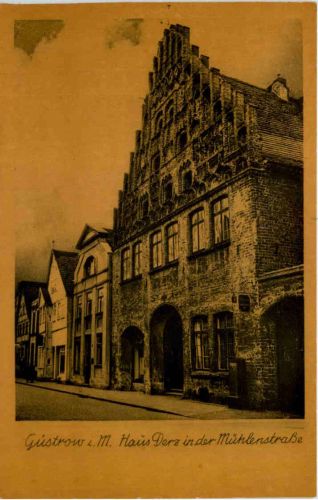 Güstrow, Haus Derz in der Mühlenstrasse