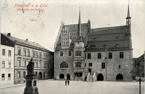 Neustadt a.d. Orla, Marktplatz mit Rathaus