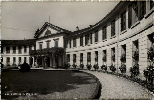 Bad Schinznach, Die Bäder