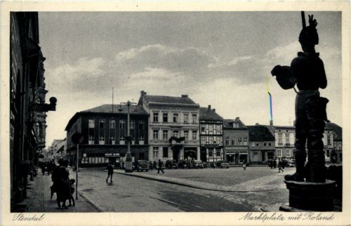 Stendal, Marktplatz mit Roland