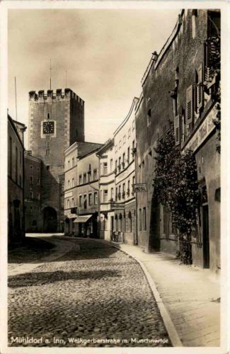 Mühldorf am Inn, Weissgerberstrasse mit Münchnertor