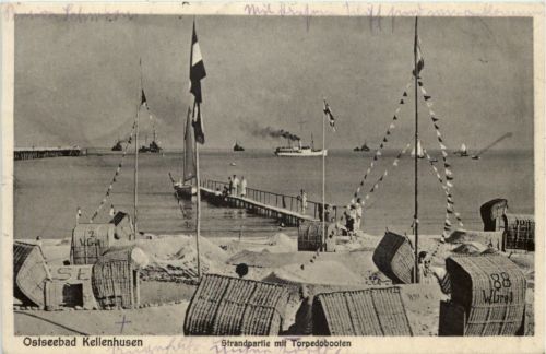 Ostseebad Kellenhusen - Strandpartie mit Torpedobooten