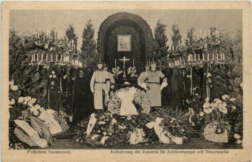 Potsdam-Sanssouci - Aufbahrung der Kaiserin