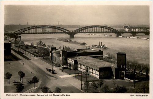 Düsseldorf - Rheinterrassen Restaurant