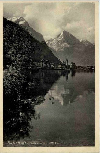 Flüelen mit Bristenstock