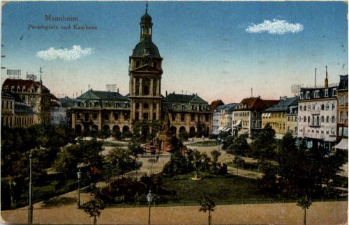 Mannheim, Paradeplatz und Kaufhaus