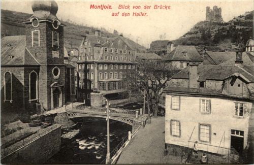 Monschau-Montjoie, Blick von der Brücke auf den Haller