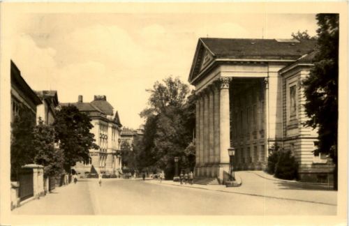 Meiningen - Am Theater