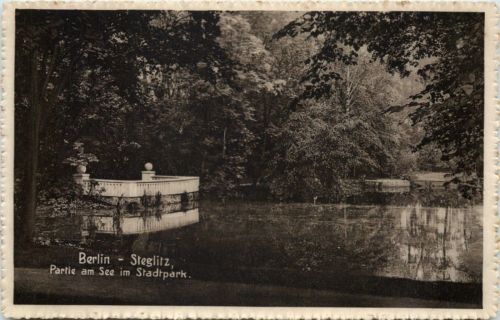 Berlin-Steglitz - Partie am See im Stadtpark