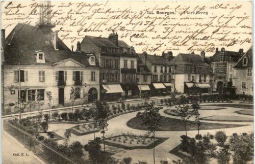 Bourges - Place Berry