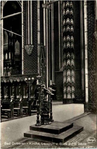 Bad Doberan - Kirche Lesepult