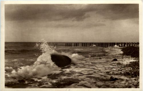 Seebad Arenshoop, Brandung