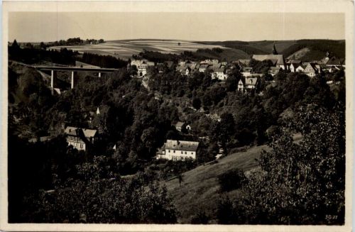 Saalburg mit der neuen Brücke
