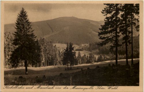 Kickelhahn und Manebach von der Marienquelle