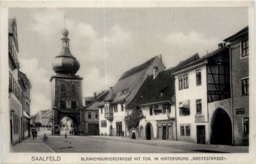 Saalfeld/Saale, Blankenburgerstrasse mit Tor