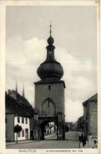 Saalfeld/Saale, Blankenburgerstrasse mit Tor
