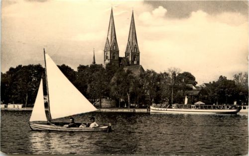 Neuruppin, Am Ruppinger See