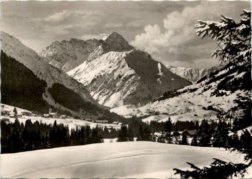 Kleinwalsertal, Blick auf Riezlern, Hirschegg u. Mittelberg