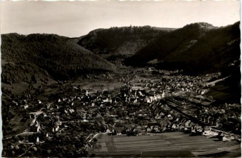 Unterhausen mit Blick zum Lichtenstein