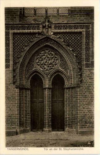 Tangermünde, Tür an der St. Stephanskirche