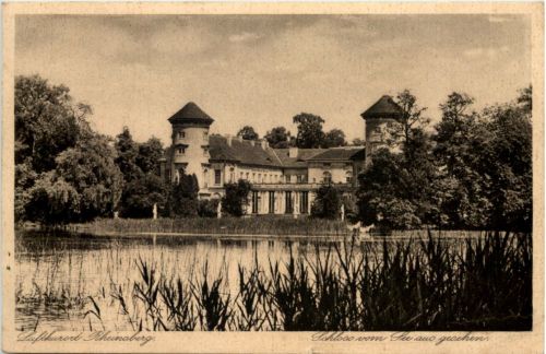 Rheinsberg, Schloss vom See aus gesehen