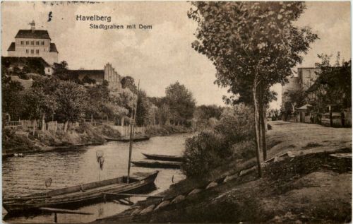 Havelberg, Stadtgraben mit Dom