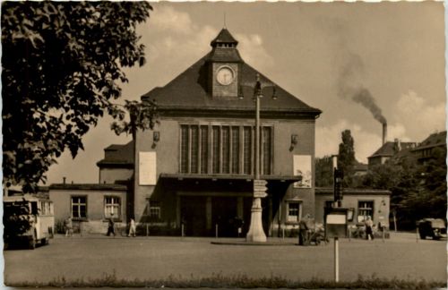 Glauchau, Am Bahnhof