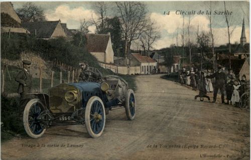 Circuit de la Sarthe - Viarage a la sortie de Lamnay
