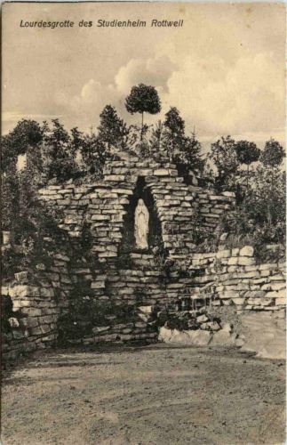 Lourdesgrotte des Studienheim Rottweil