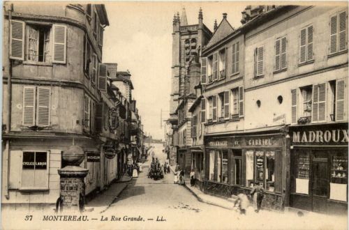Montereau - La Rue Grande