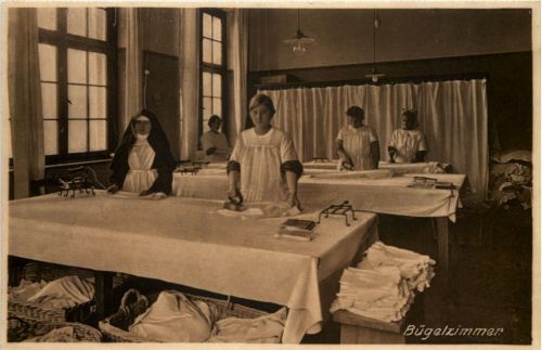 Essen-Ruhr - Bügelzimmer - Franz Sales Haus