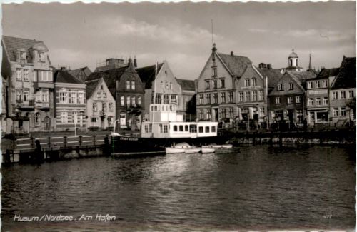 Husum, Am Hafen