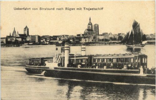 Überfahrt Stralsund-Altefähr auf Rügen mit dem Trajektschiff