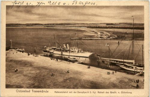 Travemünde, Hafeneinfahrt mit dem Dampfer