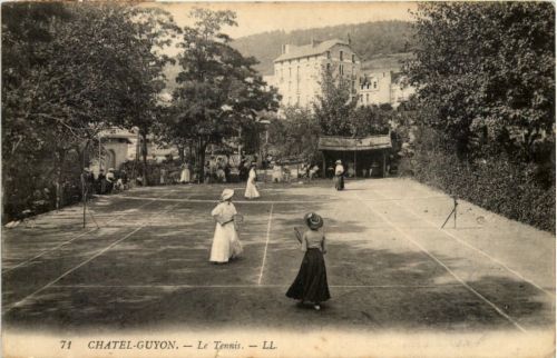 Chatel-Guyon - Le Tennis