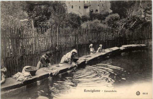 Ronciglione - Lavandaie