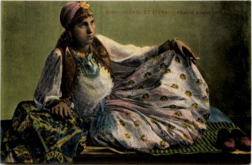 Femme Arabe