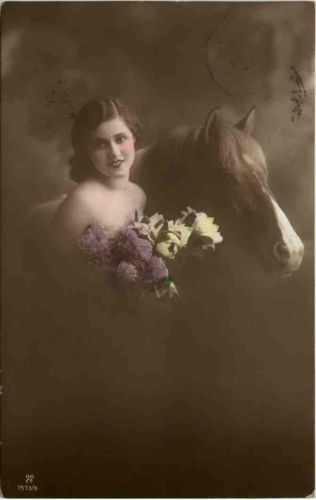 Frau mit Pferd