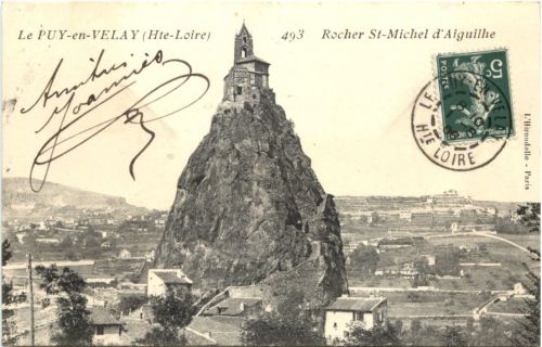 Le Puy-en-Velay, Rocher St-Michel dÀiguillie