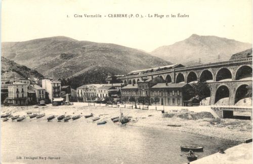 Cerbere, La Plage et les Ecoles