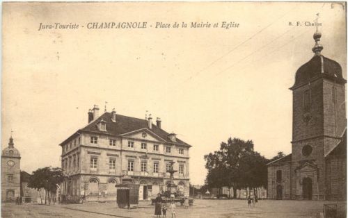 Champagnole, Place de la Mairie et Eglise