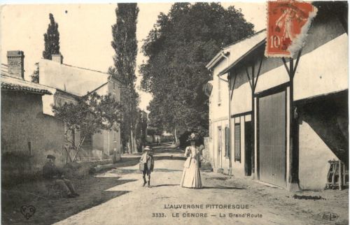 Le Cendre, La Grand Route