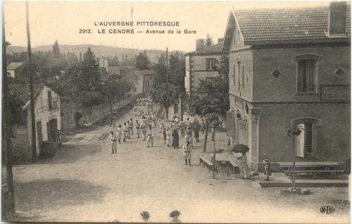 Le Cendre, Avenue de la Gare