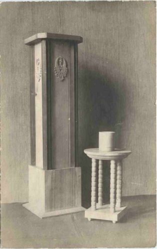 Handarbeit - Möbel